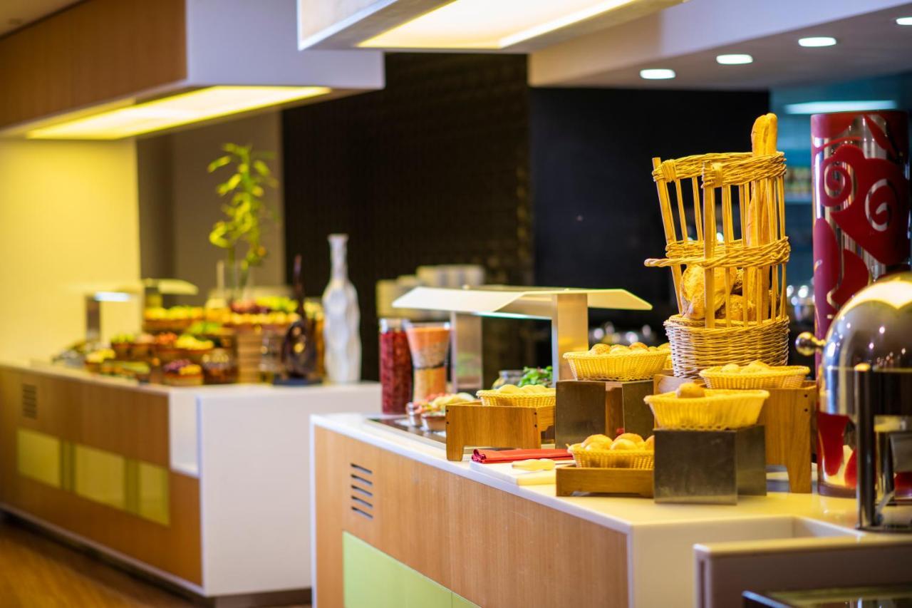 Holiday Inn Muscat Alseeb By Ihg Ngoại thất bức ảnh