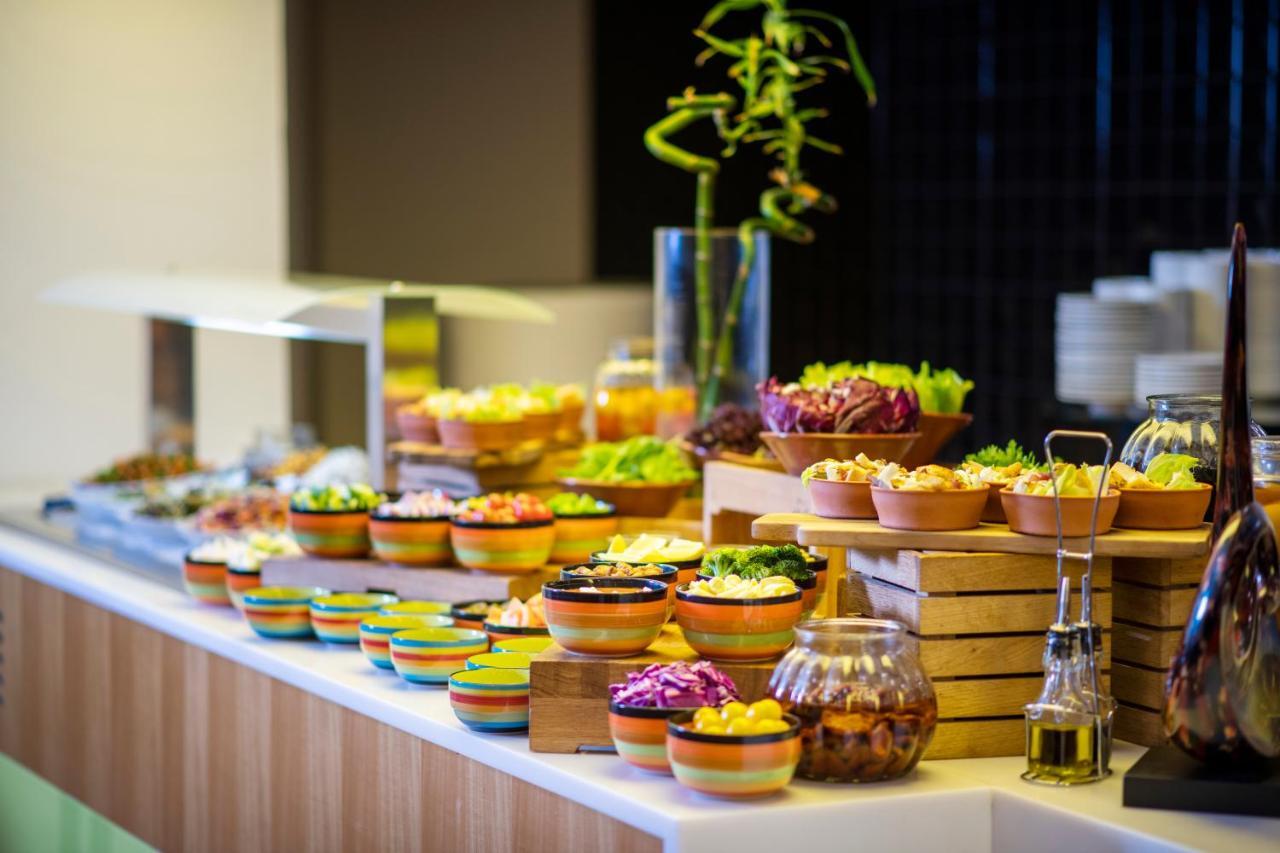 Holiday Inn Muscat Alseeb By Ihg Ngoại thất bức ảnh